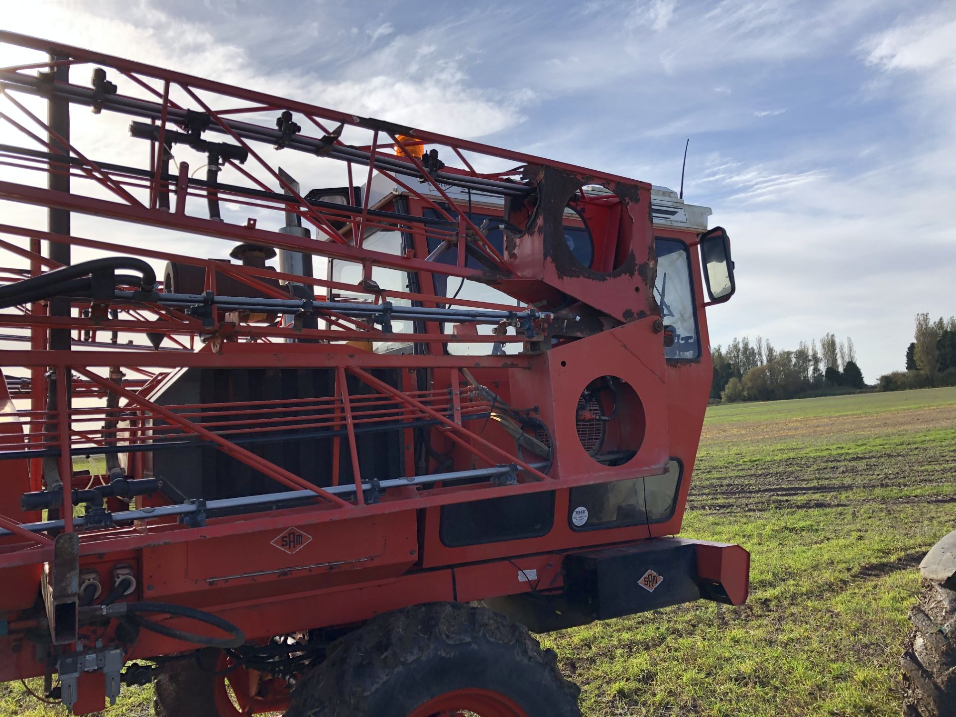 P205 ONG SANDS LOWLINE 2000 24 METRE SELF PROPELLED SPRAYER - Image 13 of 19