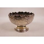 A hallmarked silver bowl with swag decoration, Birmingham 1902, 242 grams, 6" diameter