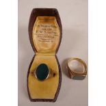 A 14ct gold and bloodstone men's signet ring, stamped and dated 1895, size 'W' (approximately),