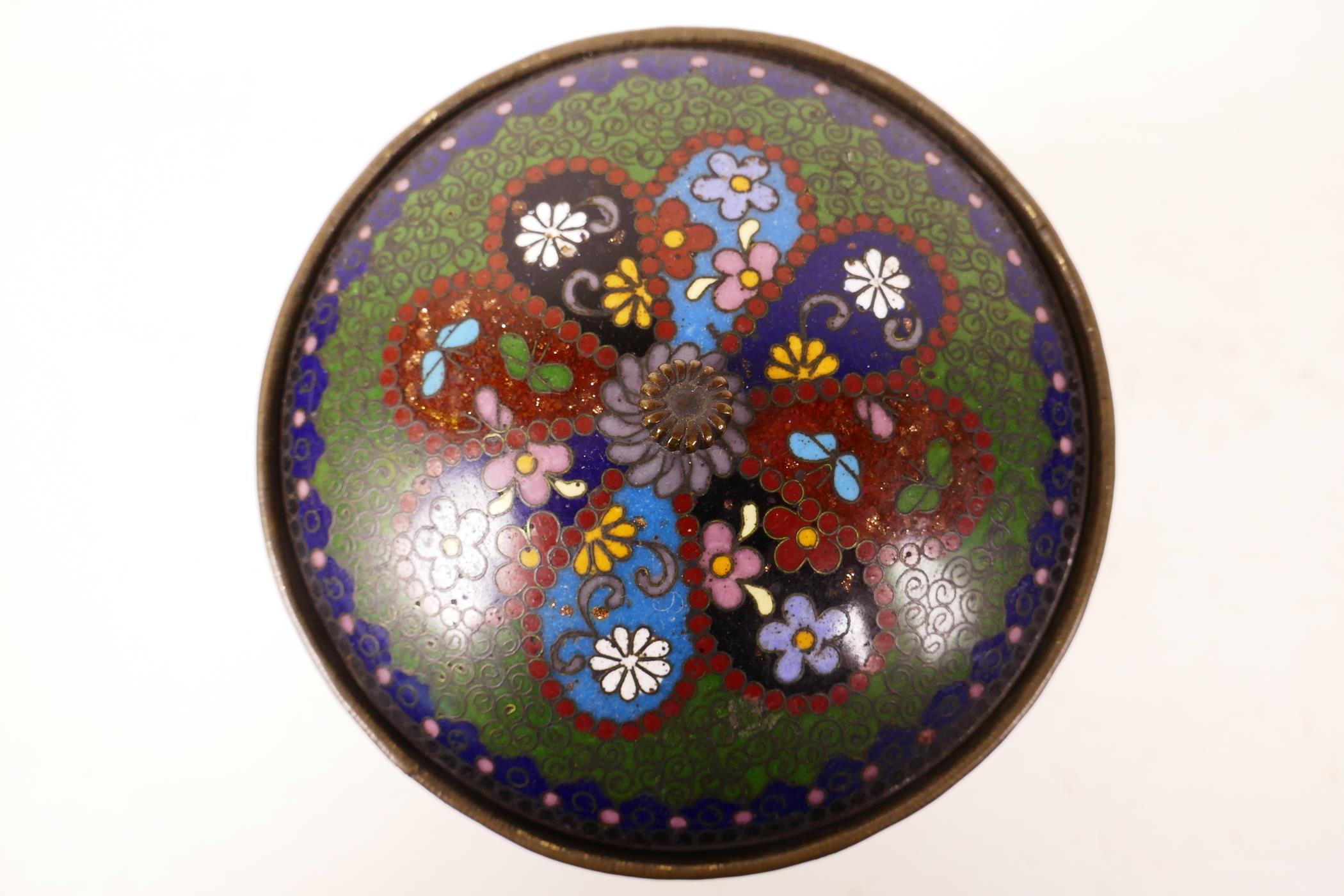 A cloisonne jar and cover, 5" high - Image 2 of 6