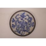 A Chinese blue and white crackleware cabinet plate, decorated with two dragons and flowers, four