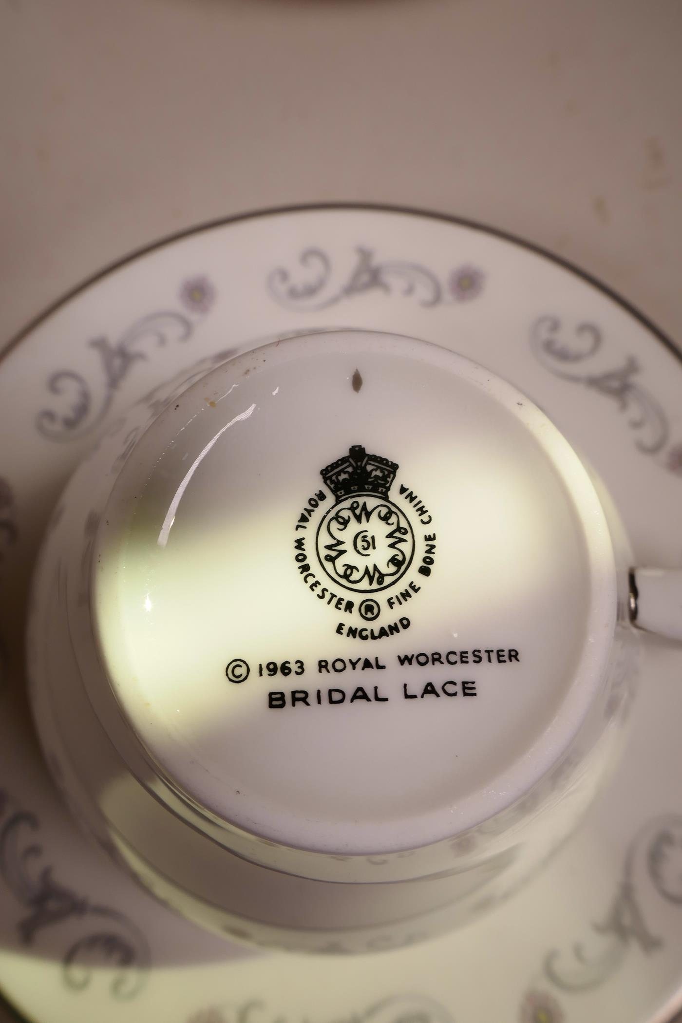A large quantity of Royal Worcester English fine bone china, Bridal Lace, Berkeley shape coffee - Image 4 of 6