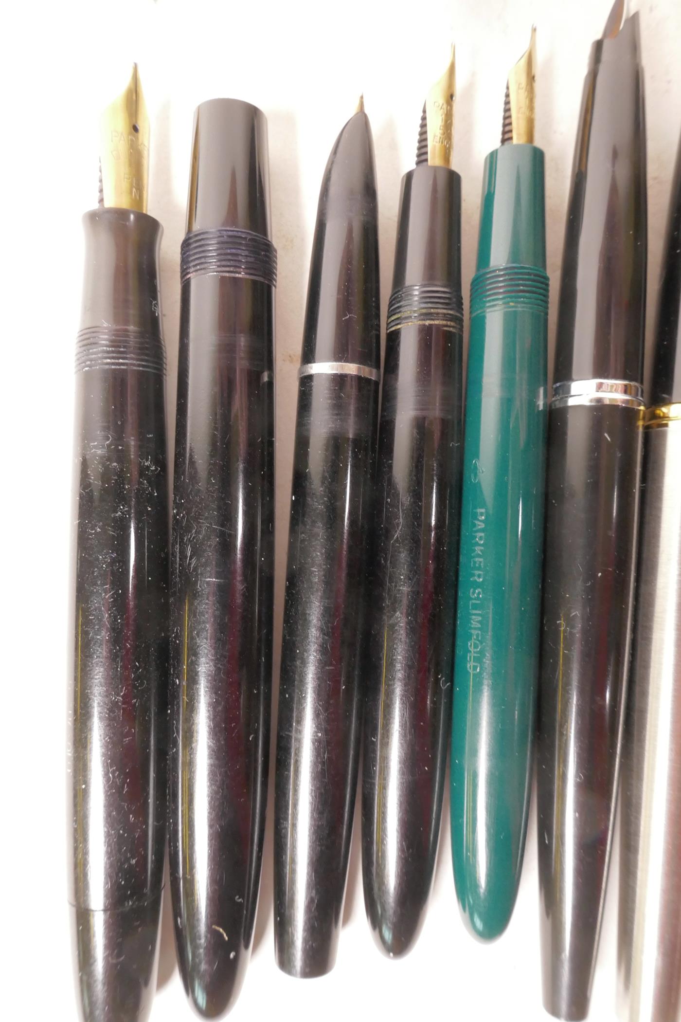 A collection of ten vintage Parker fountain pens, A/F - Image 4 of 6