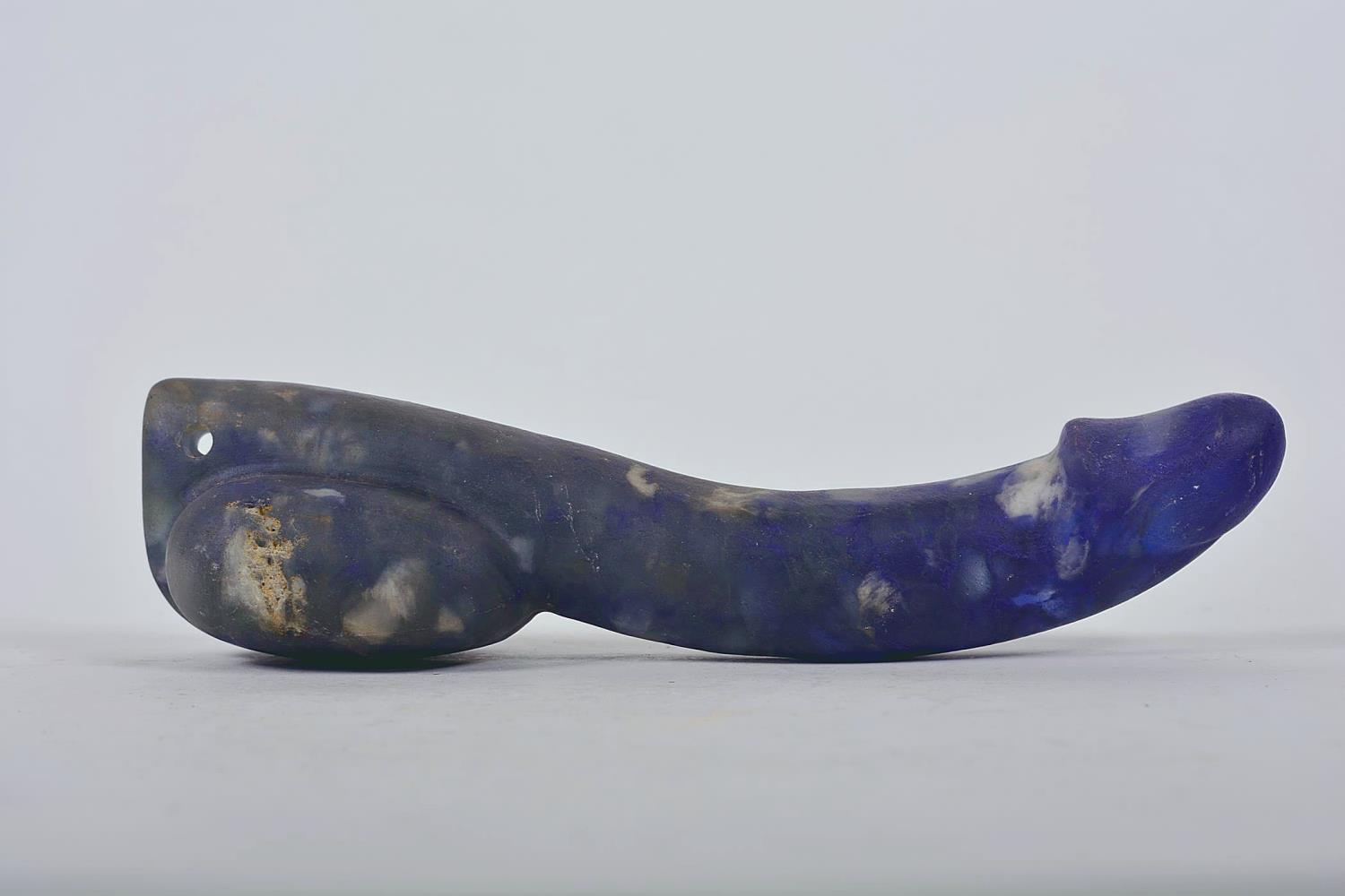 A marbled blue glass phallus pendant, 11" long - Image 3 of 5