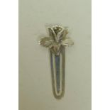 A 925 silver bookmark with cast flower head decoration