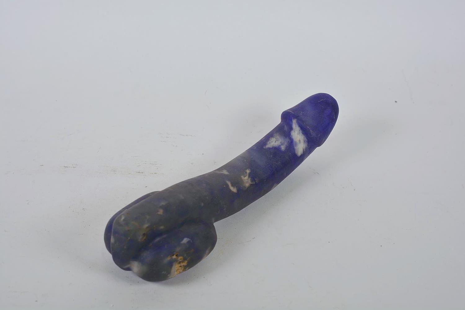 A marbled blue glass phallus pendant, 11" long - Image 5 of 5