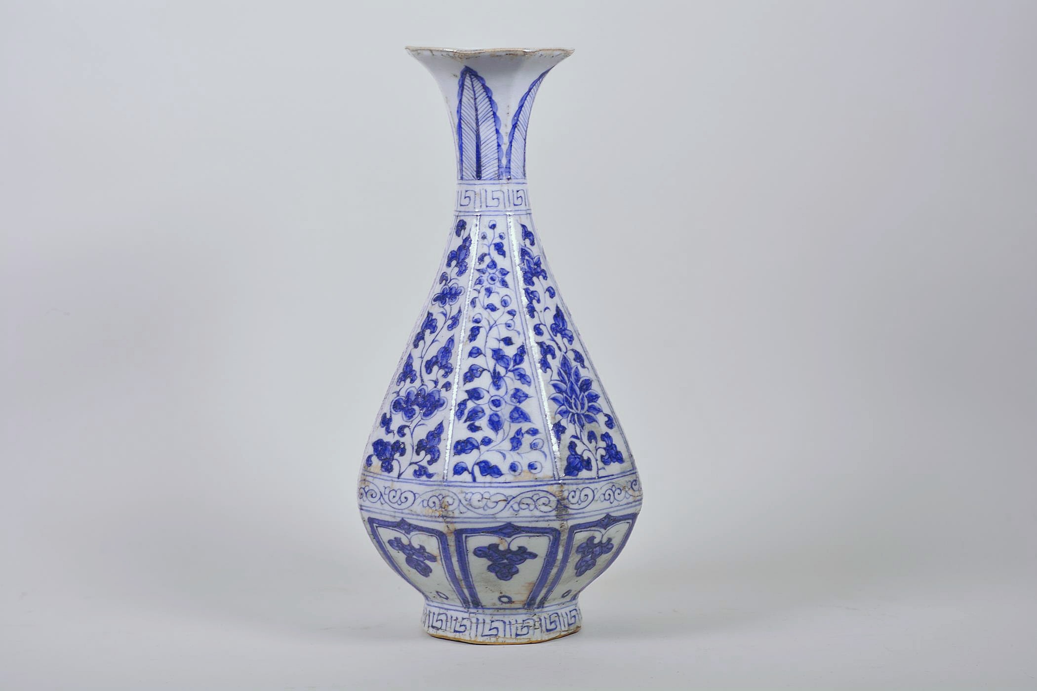 A Chinese Ming style blue and white pottery pear shaped vase decorated with flowers, 12" high - Image 2 of 5