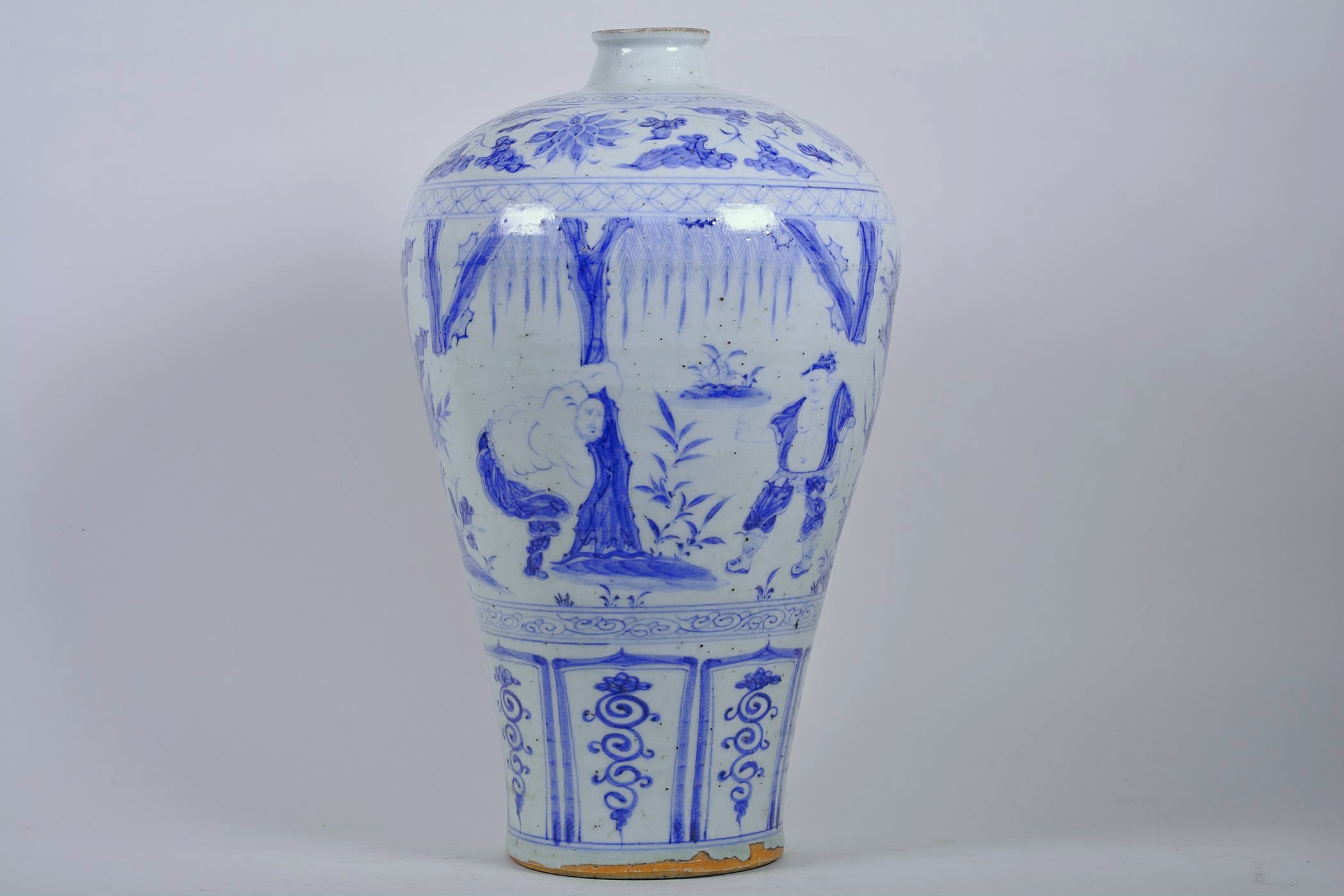 A large Chinese blue and white pottery meiping vase decorated with Lu Zhishen uprooting a willow