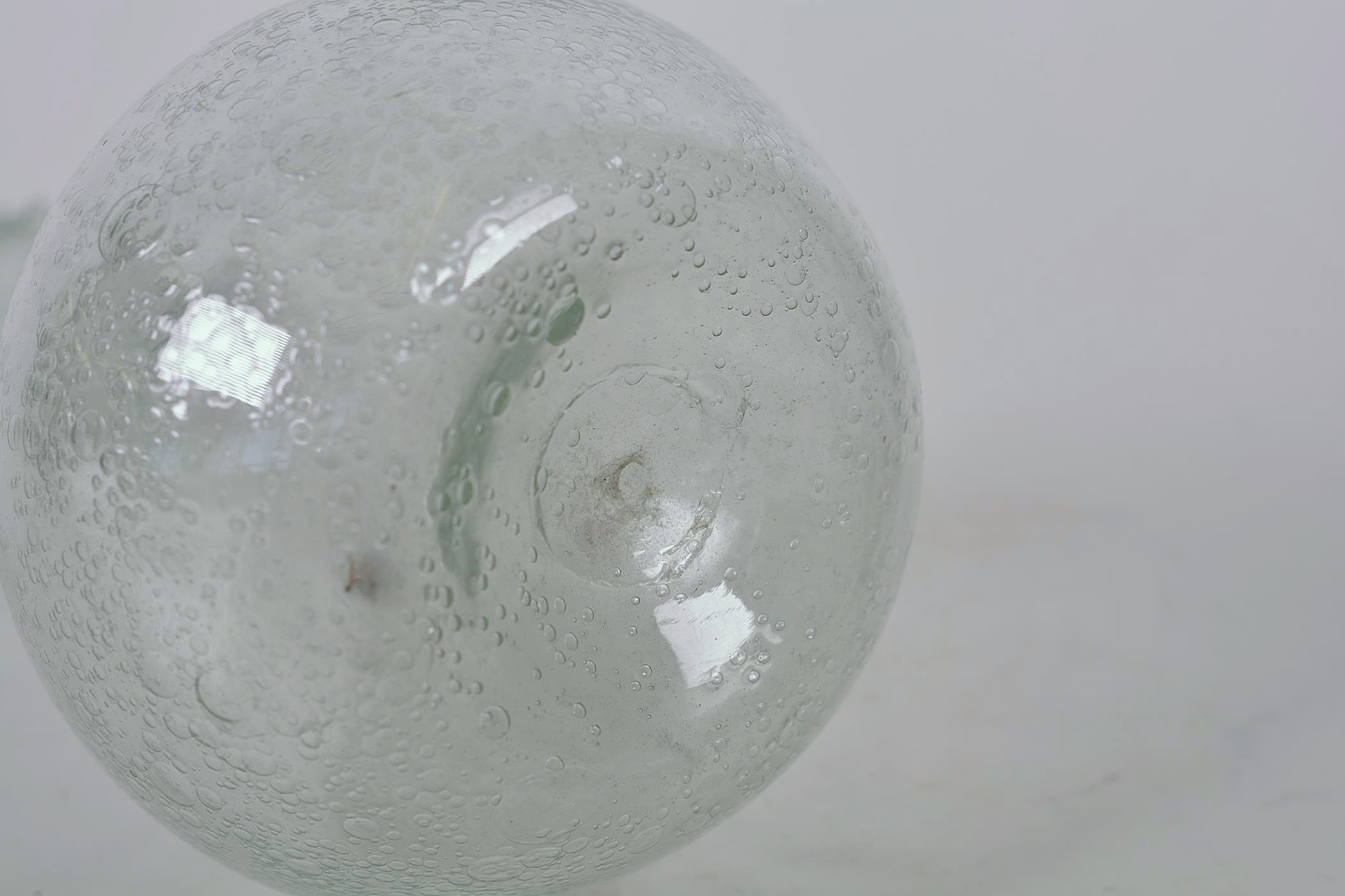 A bulbous bubble glass specimen vase with long slender neck, 12" high - Image 3 of 4