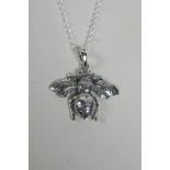 A 925 silver pendant necklace in the form of a bee with articulated wings, 1" drop