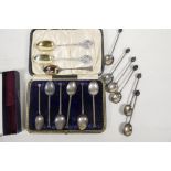 A cased set of six seal end silver coffee spoons, Birmingham 1918, together with a set of six '