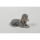 A sterling silver poodle, 1" long