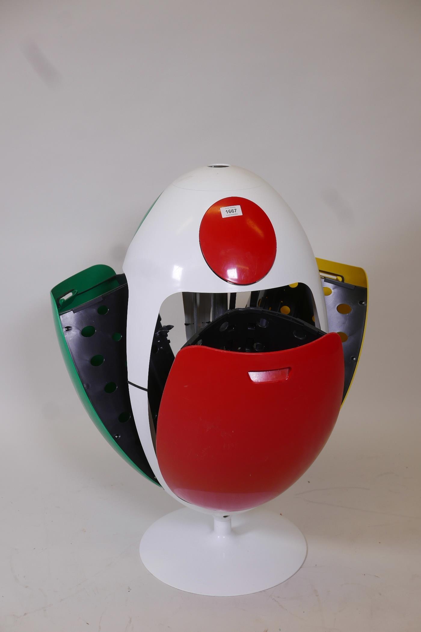 An Italian Habitare Art Design 'Ovetto' recycling bin designed by Gianluca Soli, 33" high - Image 4 of 4