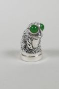 A novelty silver plated thimble and pincushion set in the form of a frog, 1" thimble