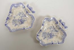 A pair of early C19th Worcester (?) blue and white transferware pickle dishes, impressed '6' to