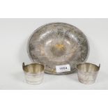 A Viner's silver plated pedestal tazza with ornate engraved decoration, 7" diameter, together with a