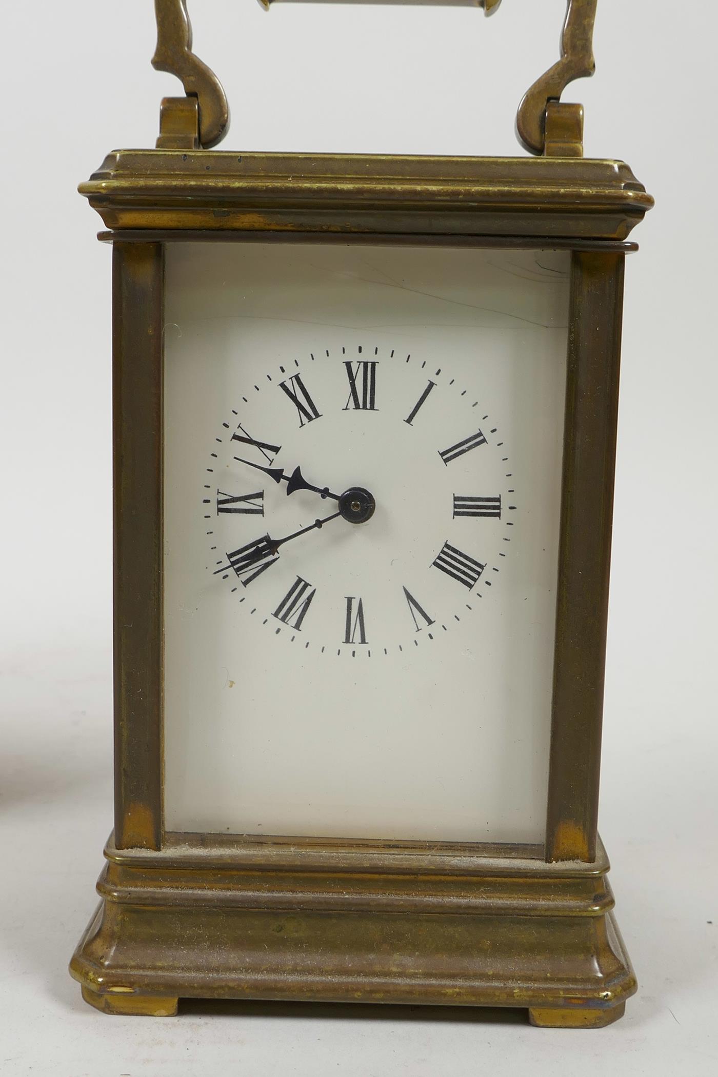 A French brass cased carriage clock and fitted travel case, crack to glass side panel, clock 3" x - Image 3 of 5