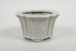 A Chinese crackleware planter, 5" x 4"