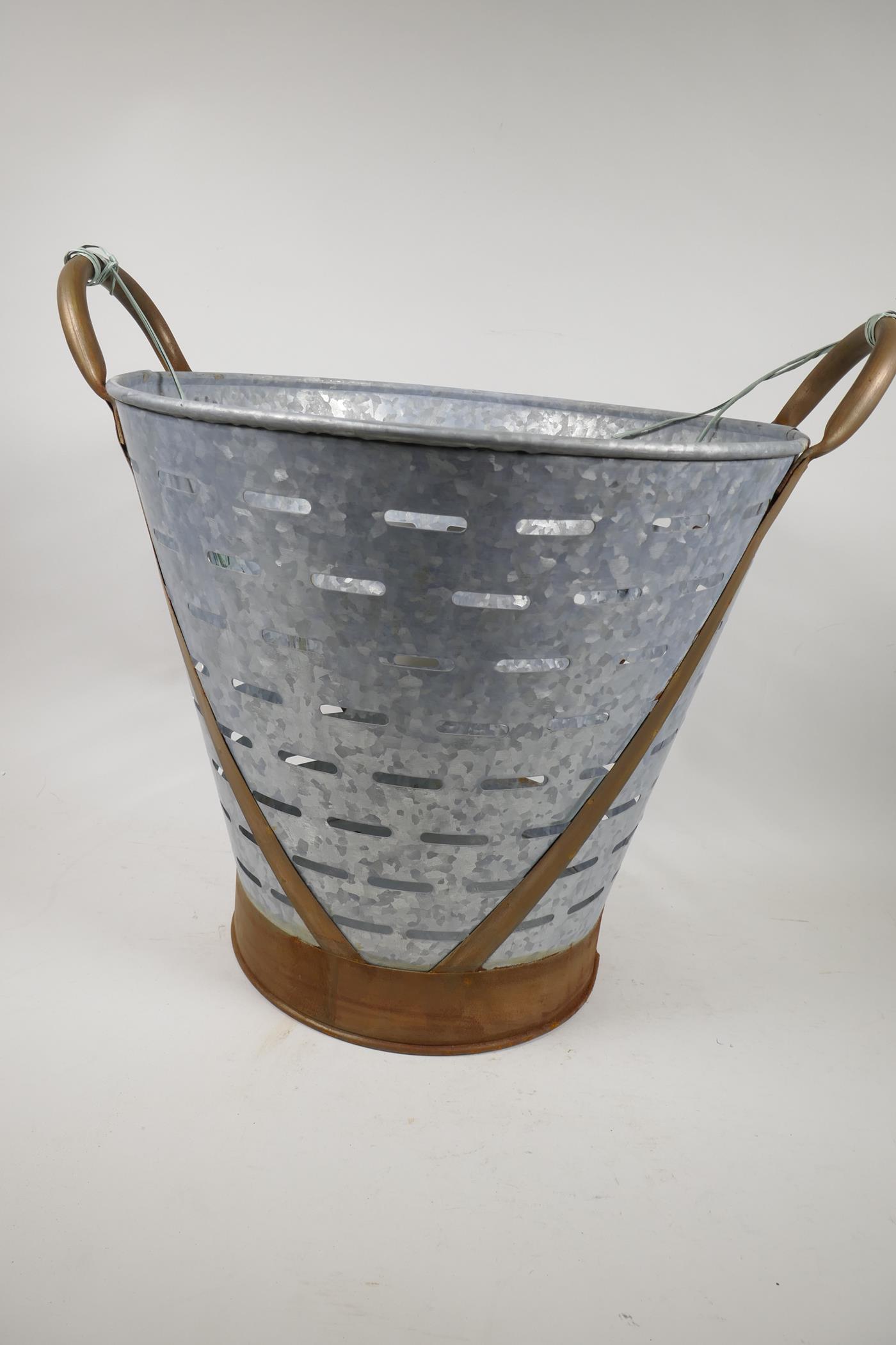 A galvanised olive bucket, 14" high, 16" diameter - Image 2 of 3