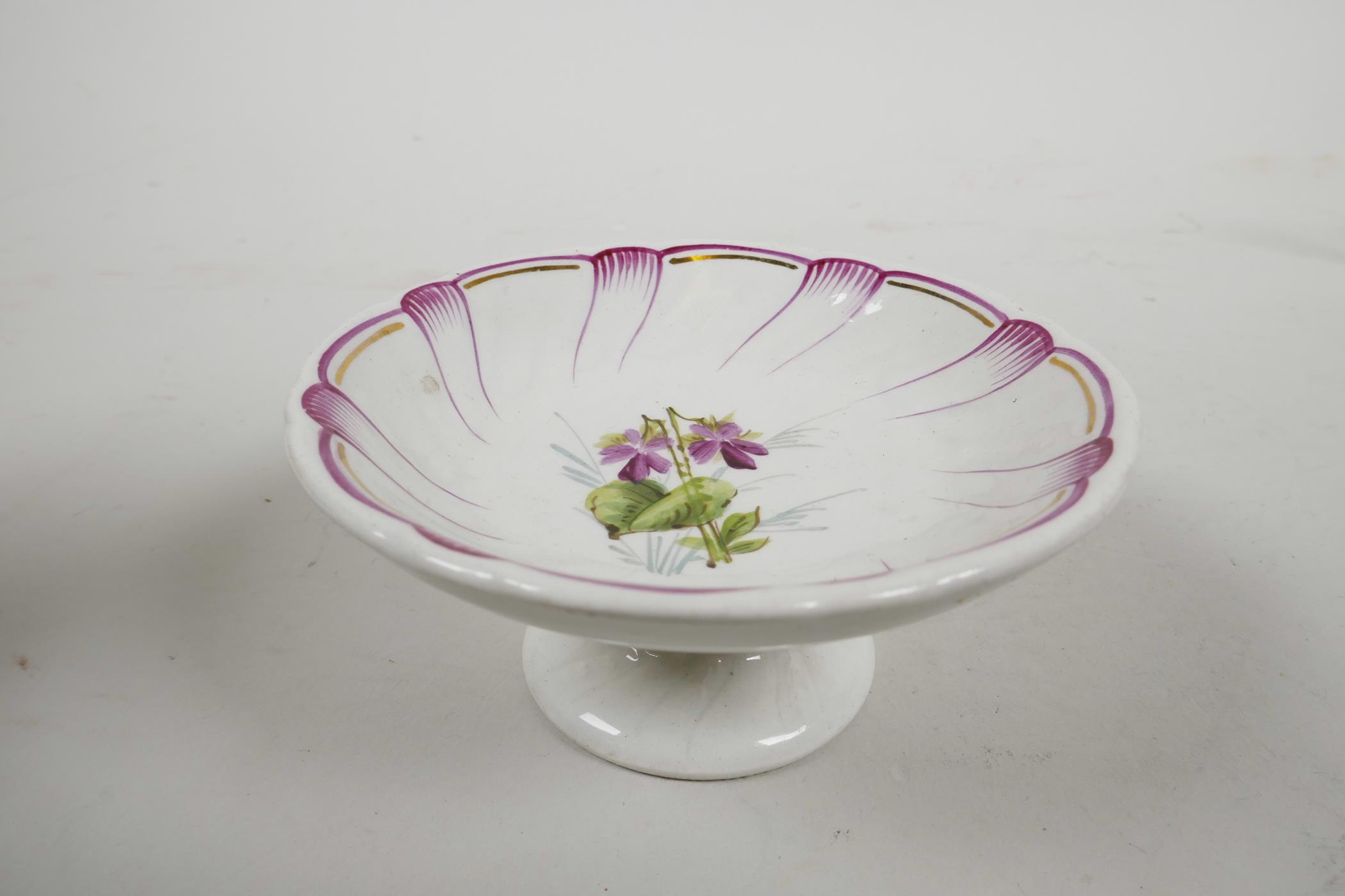 A late C19th Continental child's miniature porcelain part dinner service with scalloped rims and - Image 5 of 8