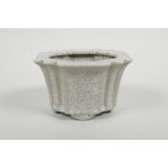 A Chinese crackleware planter, 5" x 4"