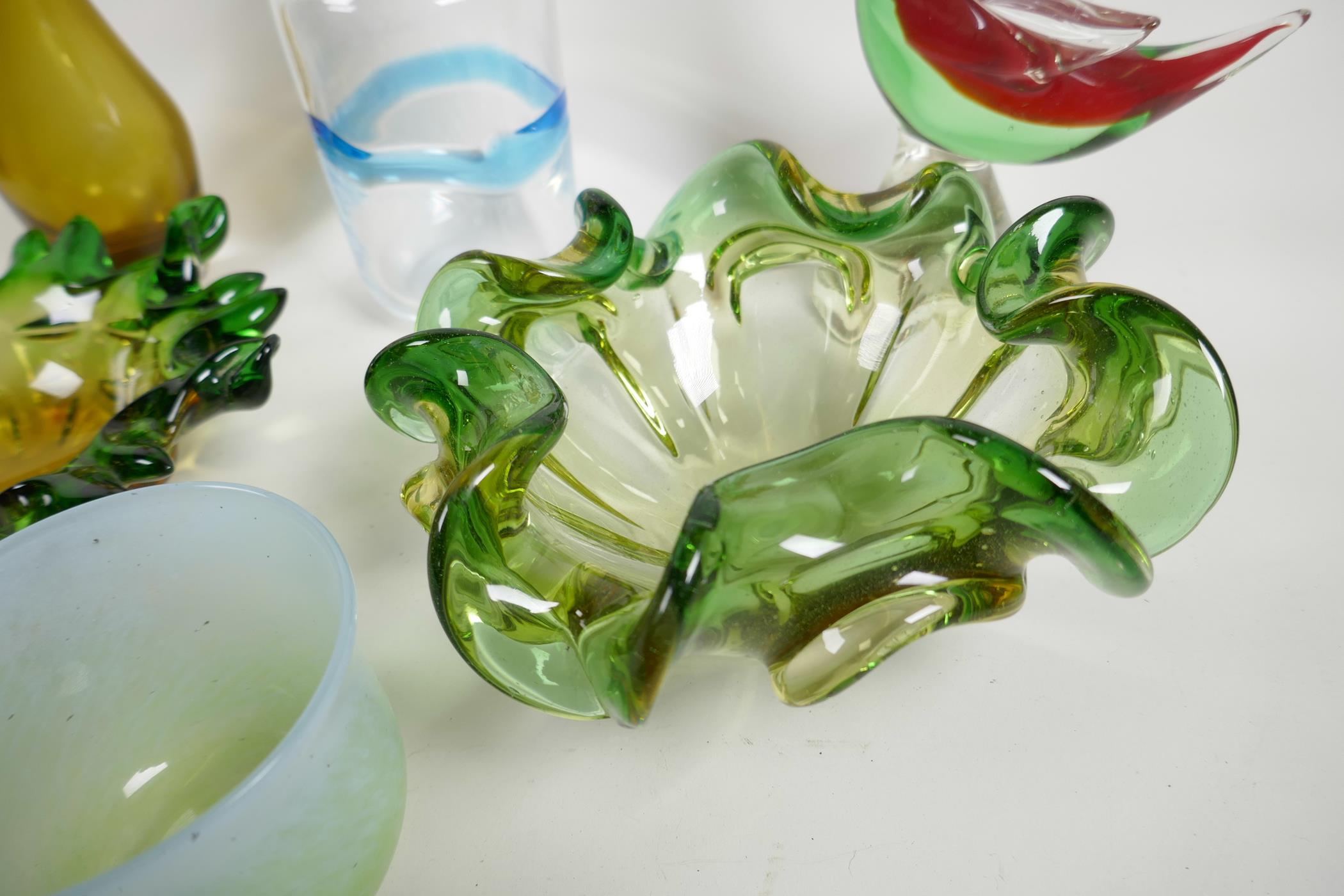 Two shaped studio glass dishes with green frilled edges fading to vaseline centres, 8½" diameter, - Image 3 of 5