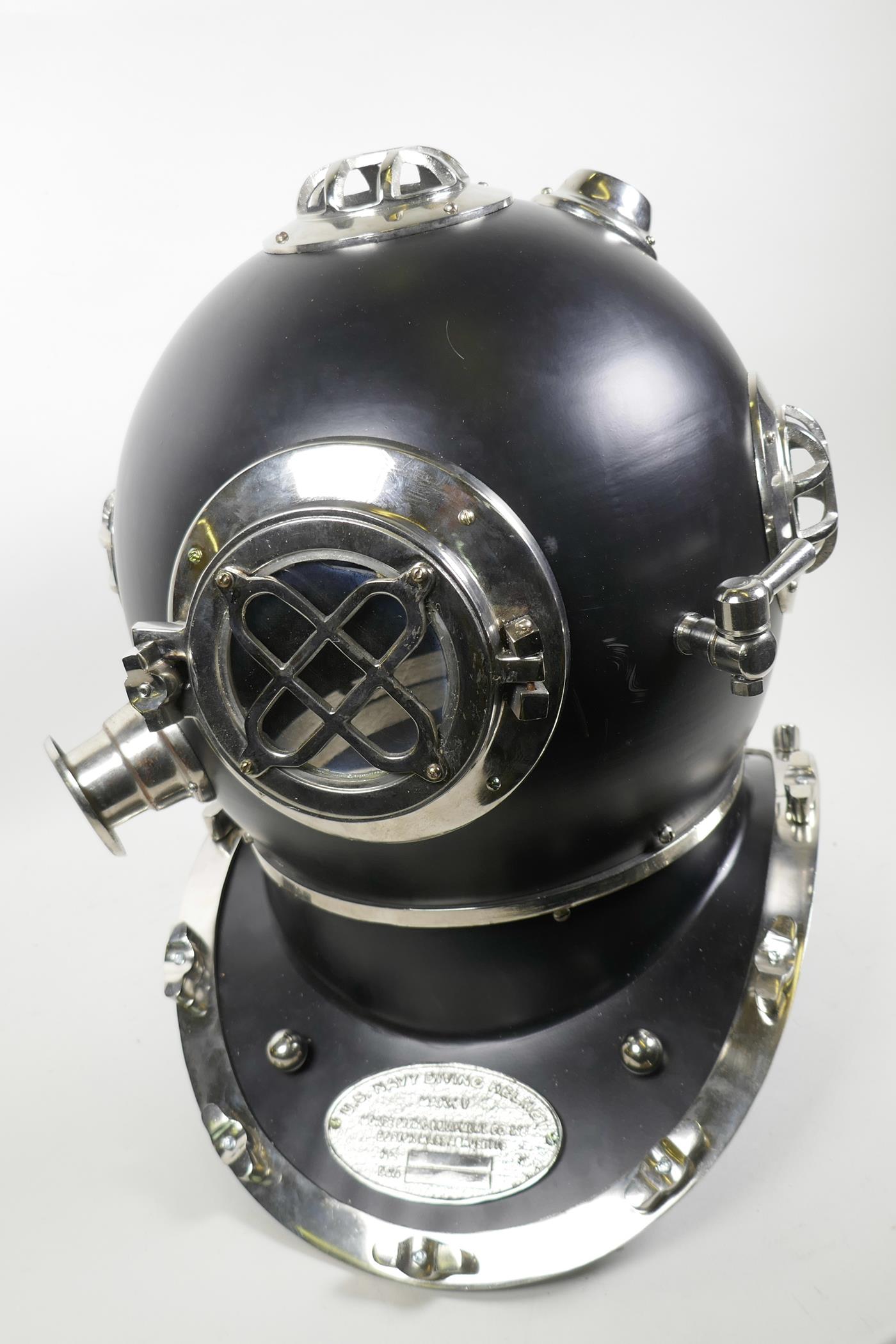 A replica U.S. Navy diver's helmet with chrome plated fittings, 16" high - Image 3 of 4