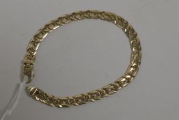 A 14ct gold chain link bracelet, 14.7 grams, 7½" long
