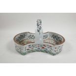 A Chinese wucai porcelain basket decorated with a dragon and phoenix, 12½" x 9½"