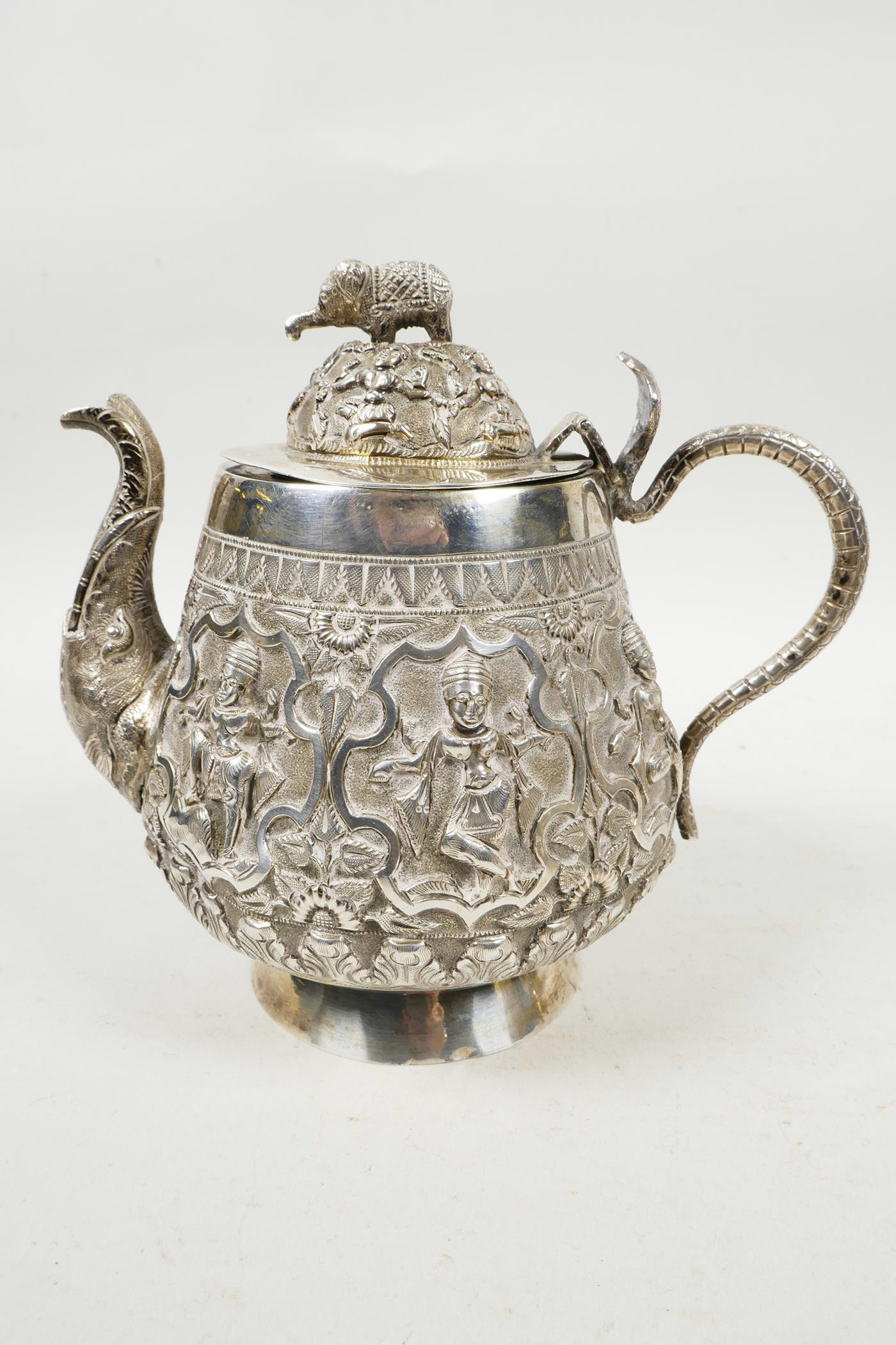 A beautiful C19th Anglo-Indian solid silver (tested) tea service, comprising teapot, cream jug and - Image 2 of 9