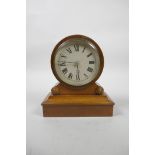 A late C19th/early C20th walnut mantel clock with a French brass movement, 6½" high