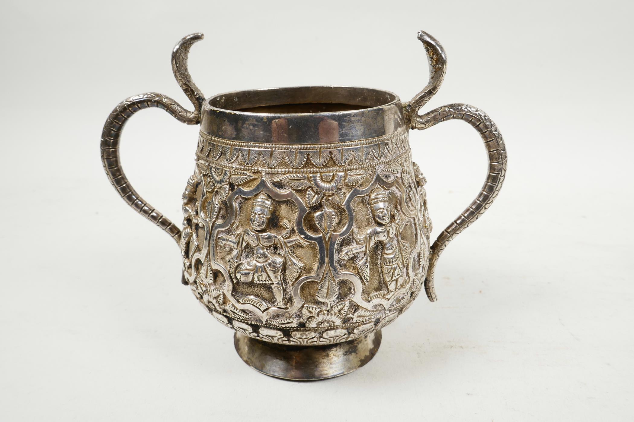 A beautiful C19th Anglo-Indian solid silver (tested) tea service, comprising teapot, cream jug and - Image 5 of 9