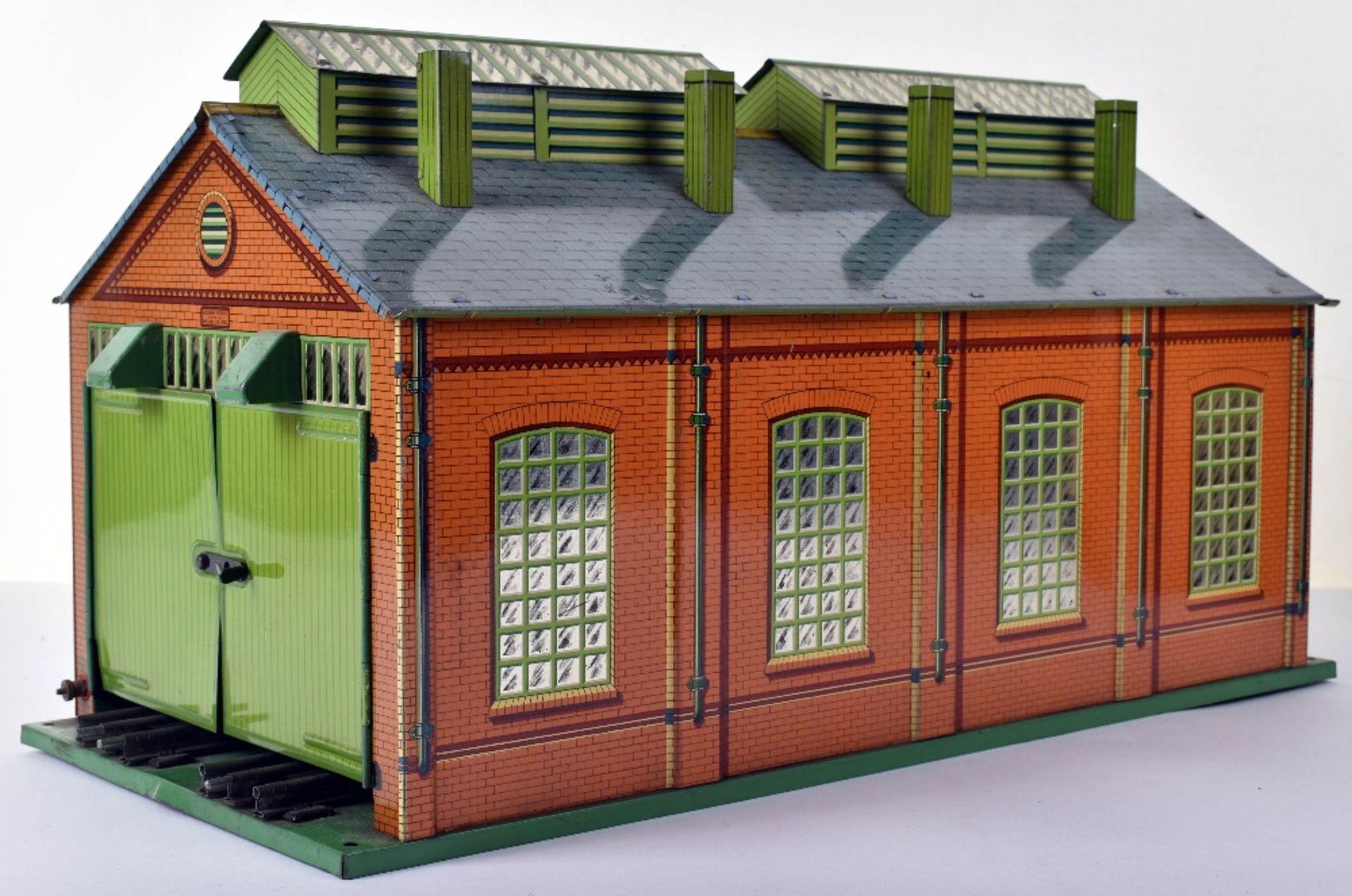Hornby Series 0 gauge boxed E2E Engine Shed - Image 2 of 3