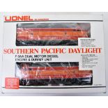 Boxed 0 gauge 3-rail Lionel Southern Pacific Daylight Diesel Engine and Dummy unit