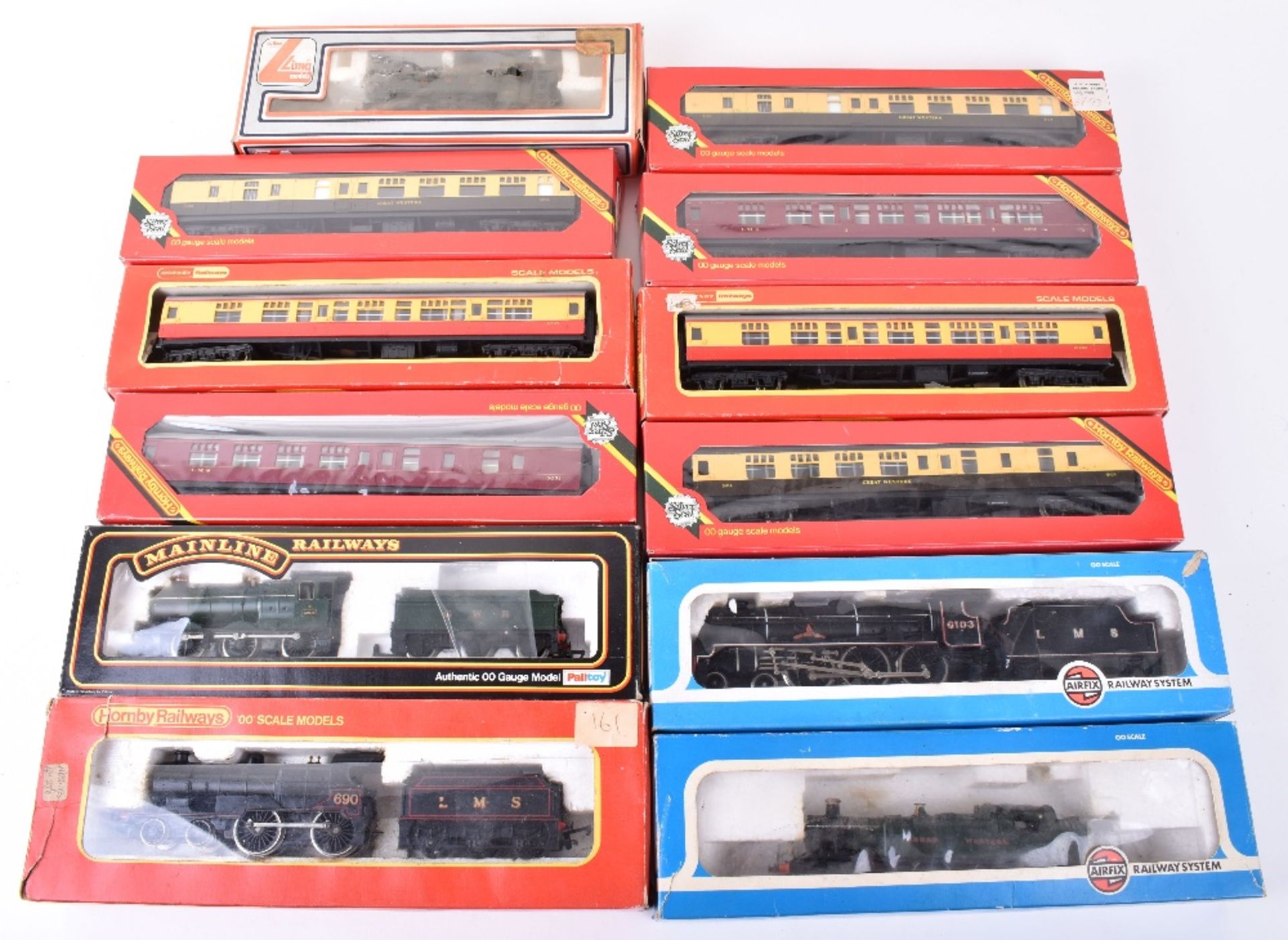 Various 00 gauge locomotives and coaches