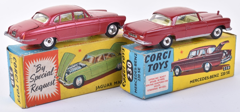Corgi - 1:43 - Mercedes 220 SE Coupé N°253 - Con maleta y