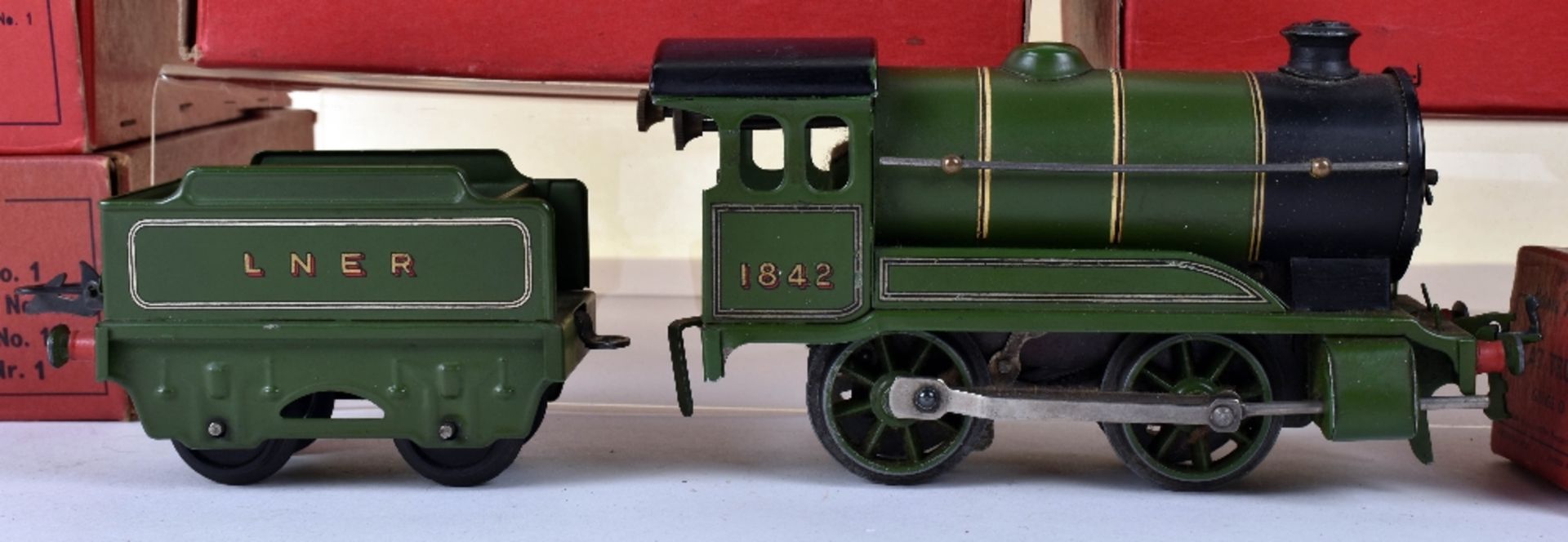 Hornby Trains 0 gauge locomotives and rolling stock - Image 2 of 3