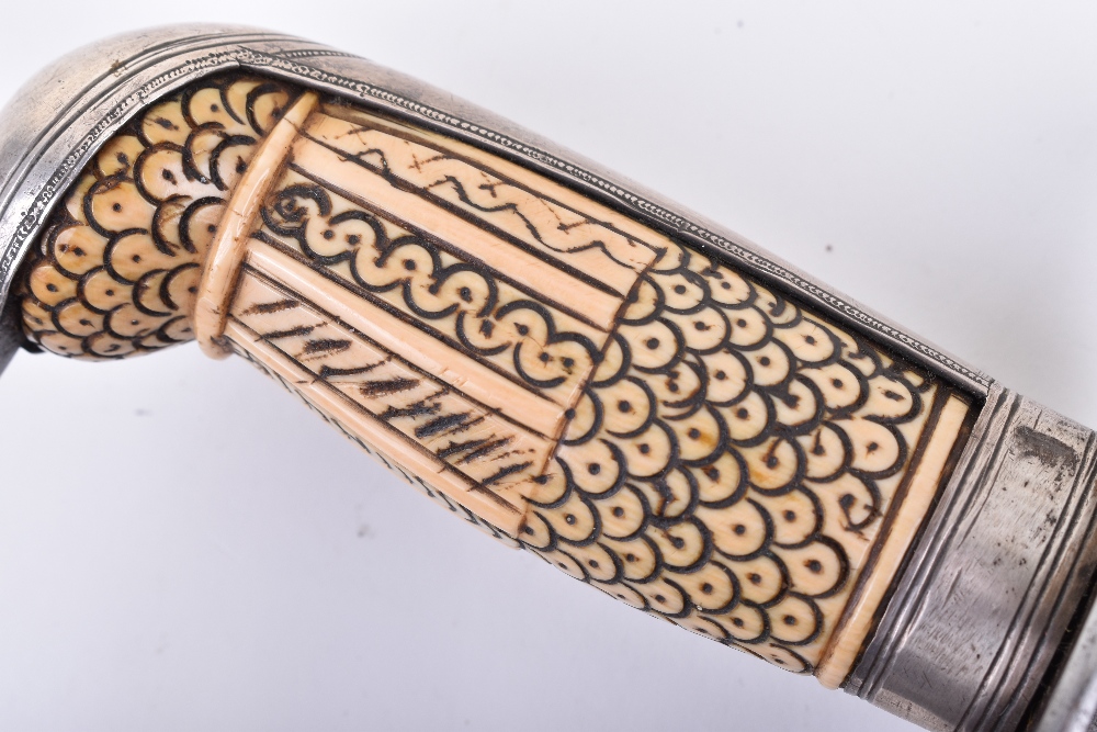 ^ Very unusual Indian Cavalry officer's "second option" sword of 1796 pattern type - Image 8 of 13