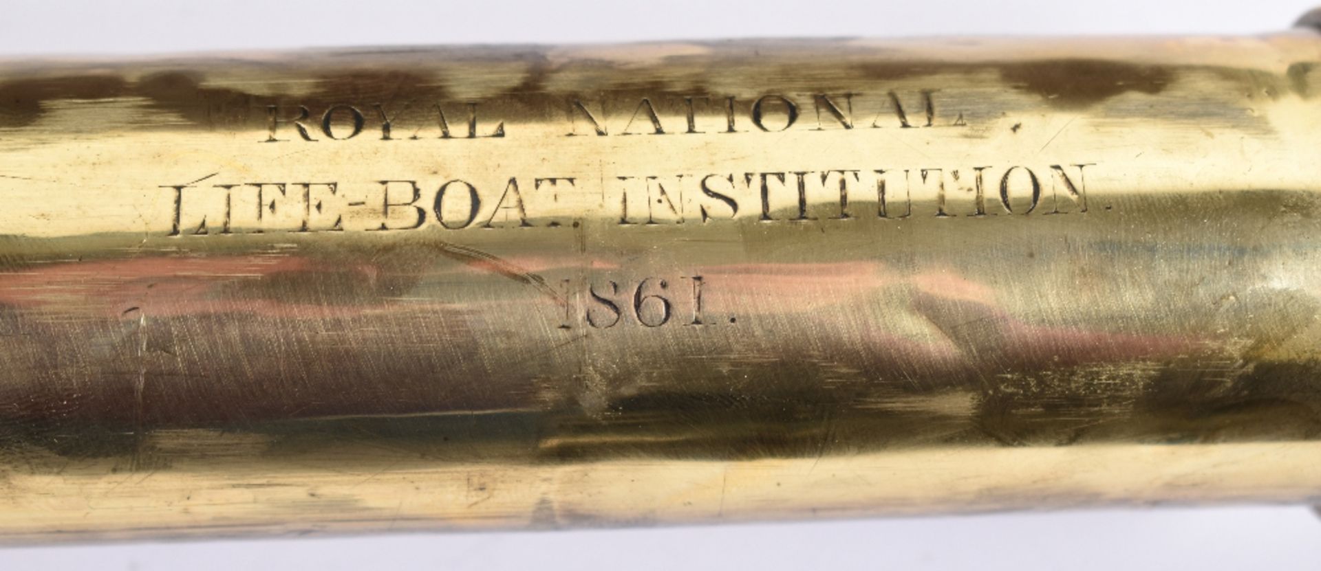 2 drawer brass telescope engraved ROYAL NATIONAL LIFEBOAT INSTITUTION 1861, Dolland London Day or Ni - Image 4 of 4