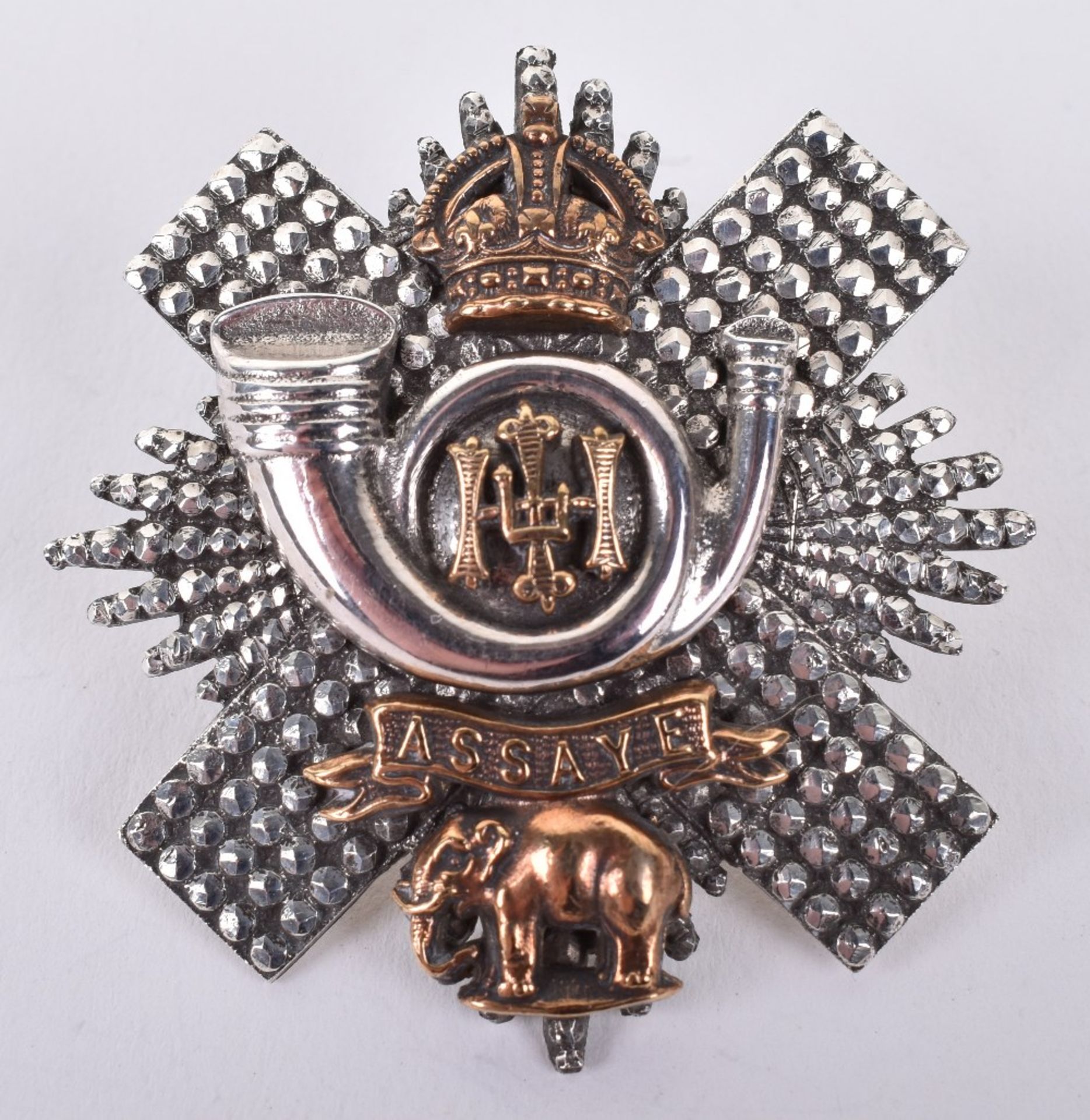 1914 Hallmarked Silver Highland Light Infantry Officers Cap Badge