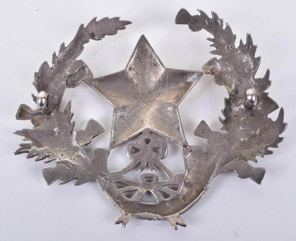 Fine Hallmarked Silver Cameronians (Scottish Rifles) Officers Glengarry Badge - Image 2 of 2