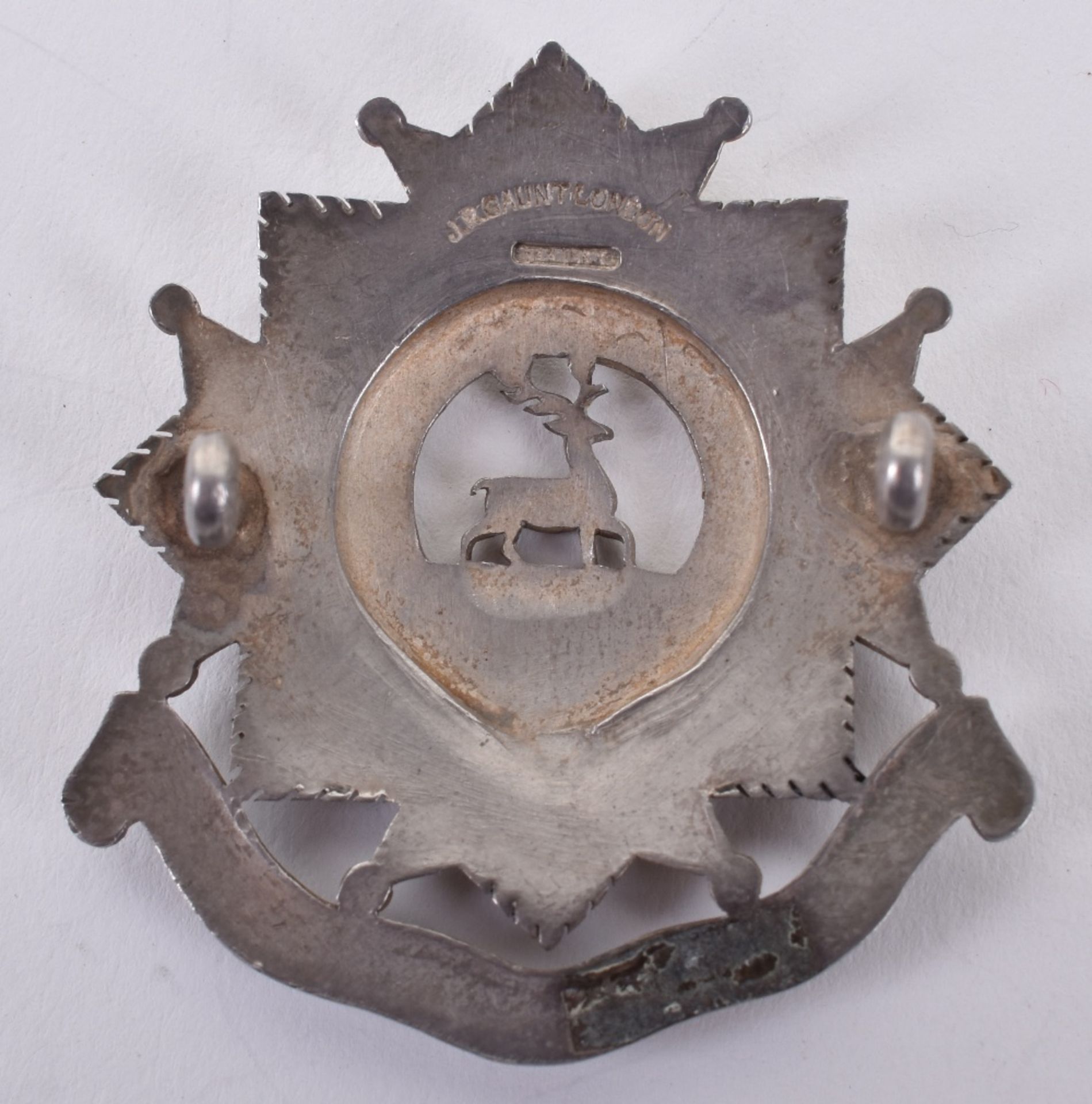 Sterling Silver Bedfordshire & Hertfordshire Regiment Officers Cap Badge - Image 2 of 2