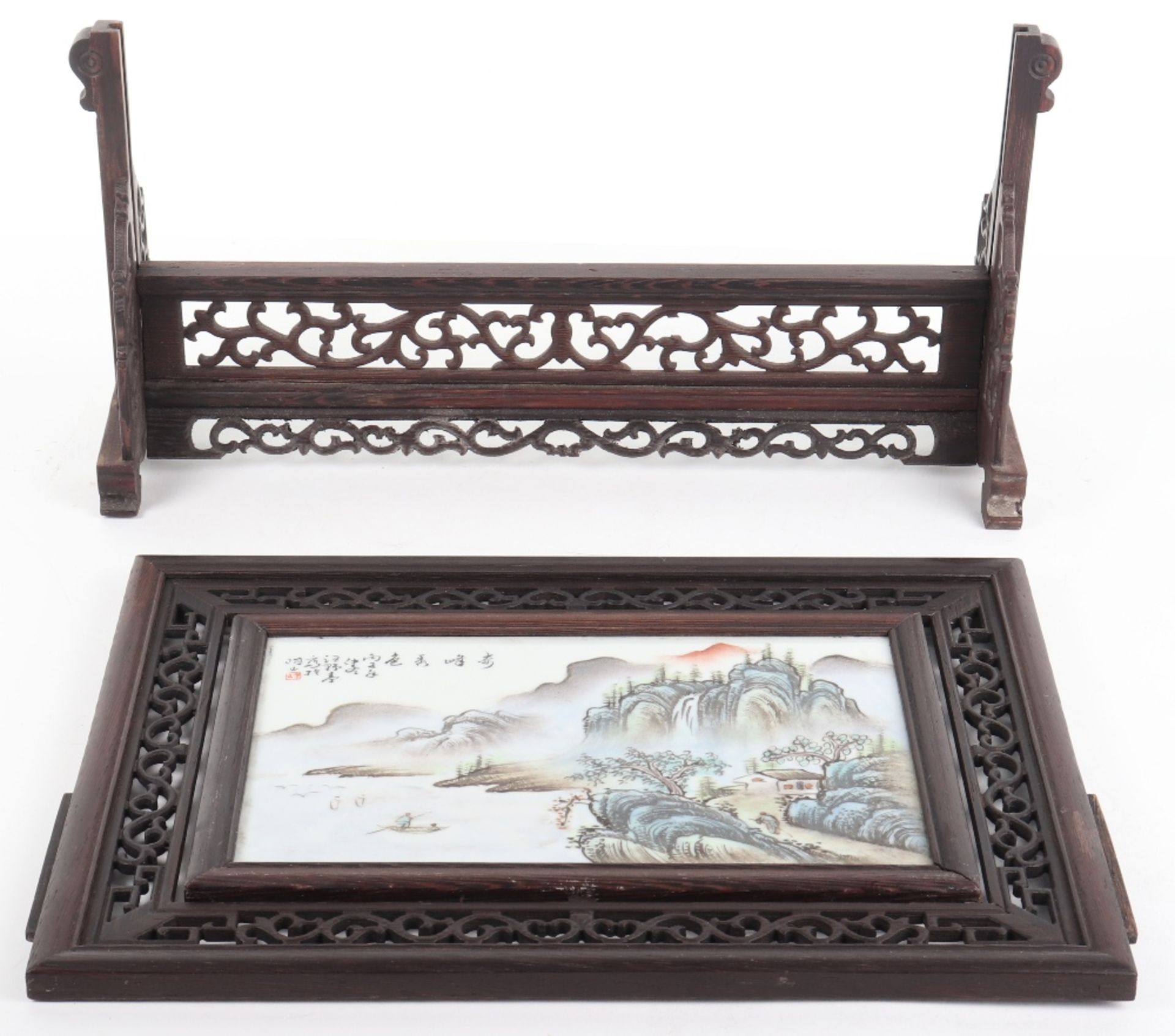 A late 19th/early 20th century Chinese porcelain handpainted table screen, on hardwood mount - Image 7 of 8