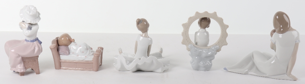 Four Nao porcelain figures - Image 2 of 3