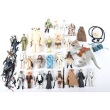 Unboxed Star Wars Tautaun with open belly feature, Hoth Wampa,