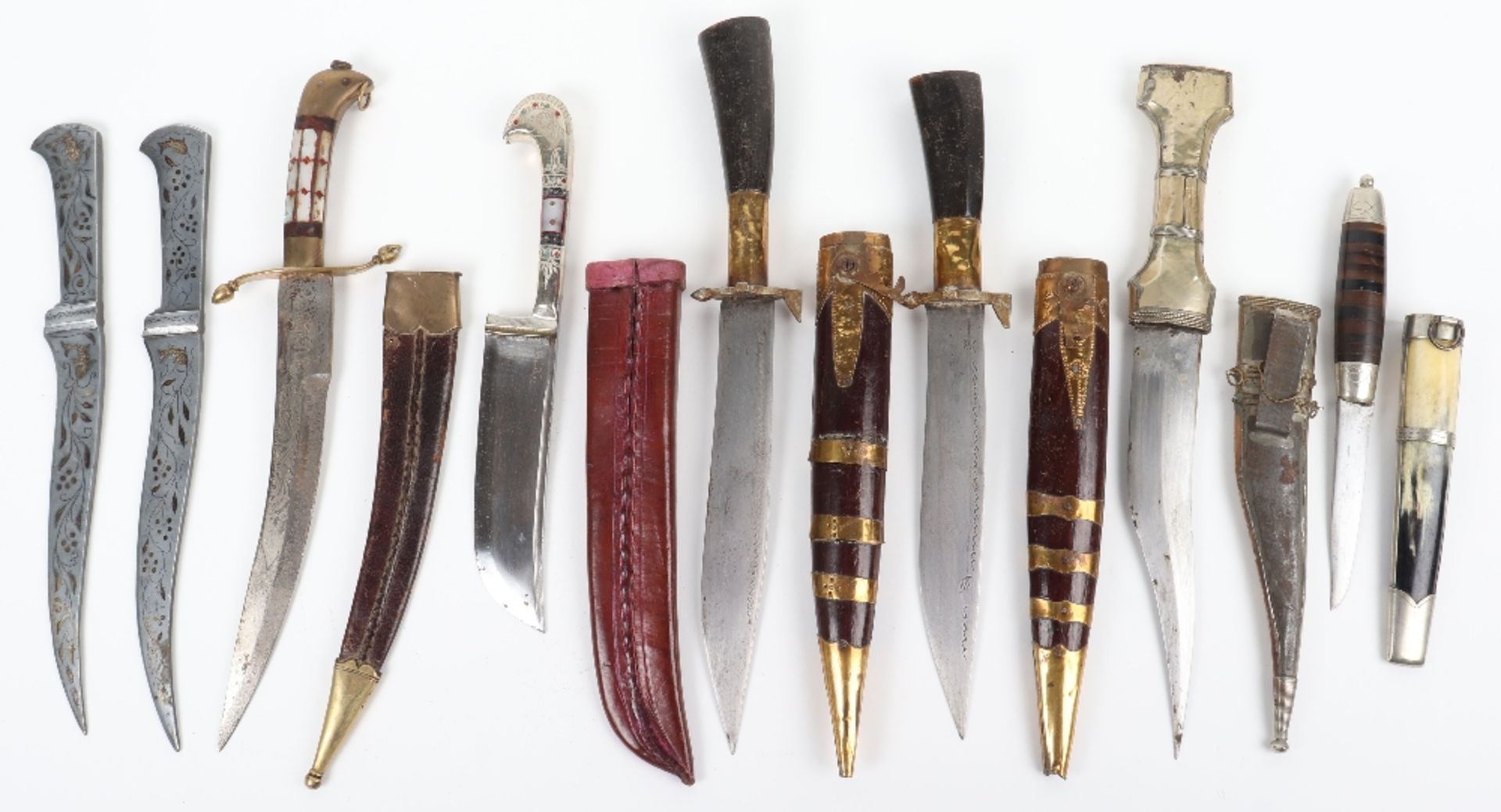 7x Assorted Oriental Knives and Daggers - Image 2 of 2