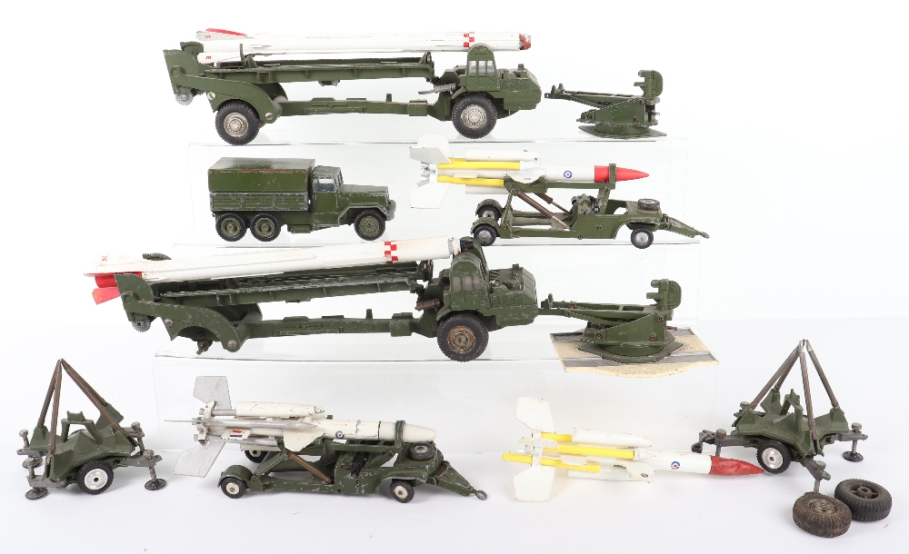 Quantity of Unboxed Military Corgi Toys - Image 2 of 2