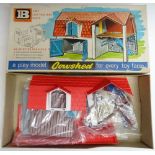 Britains set 4721 clip together Plastic Cowshed