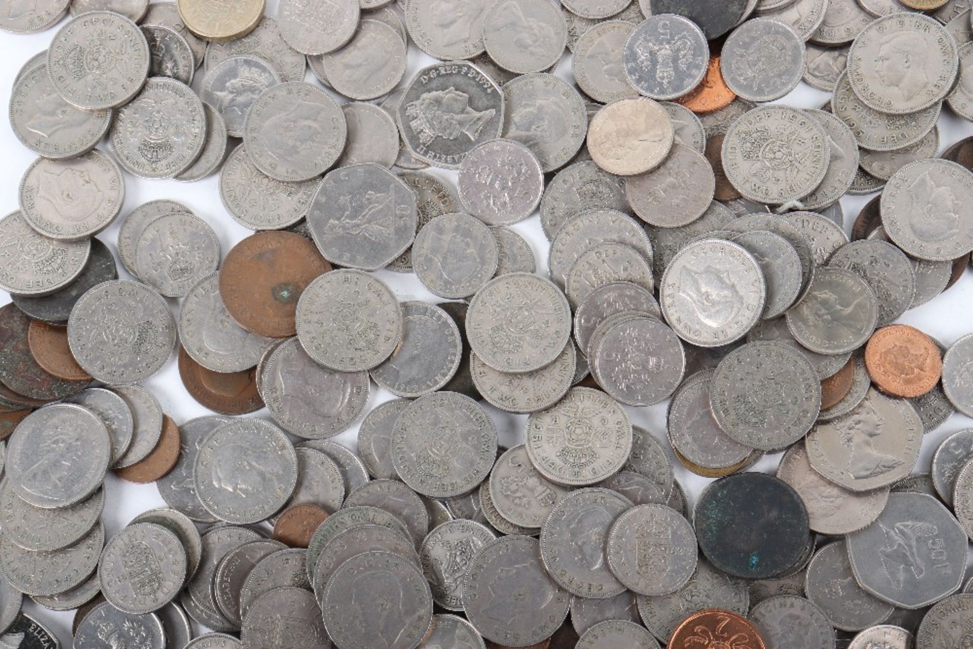 A quantity of post 1947 coinage - Bild 2 aus 3