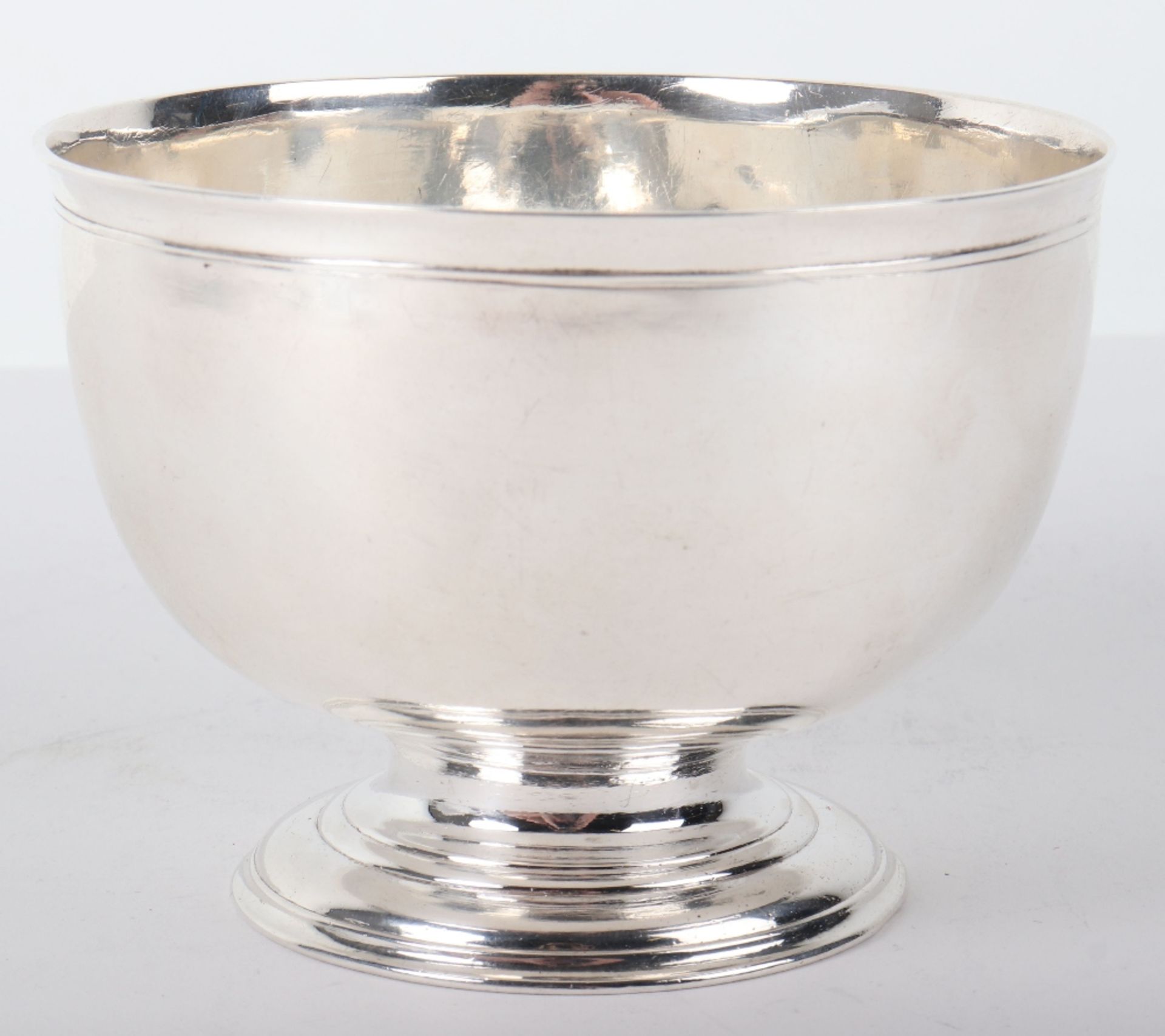 A George II silver sugar pedestal bowl, London 1748 - Image 2 of 3